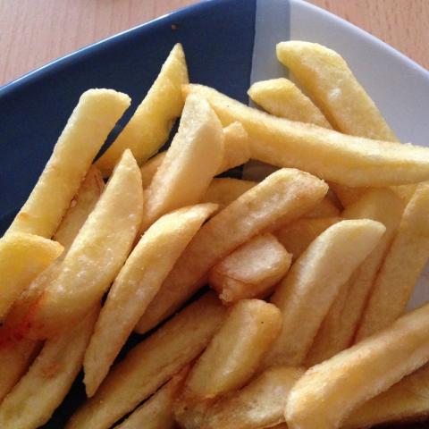 Pommes frites, frittiert | Uploaded by: Jule0