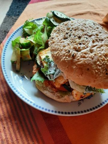 Fladenbrot Burger mit gebratenem Halloumi von Fischtowny | Hochgeladen von: Fischtowny