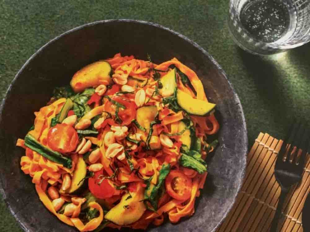 Thai One-Pot-Noodles mit Pak Choi & Zucchini von janawe | Hochgeladen von: janawe