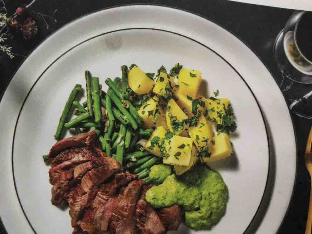 Hirschsteak mit Frankfurter Grüner Soße, dazu Schalotten-Bohnen  | Hochgeladen von: milo2602