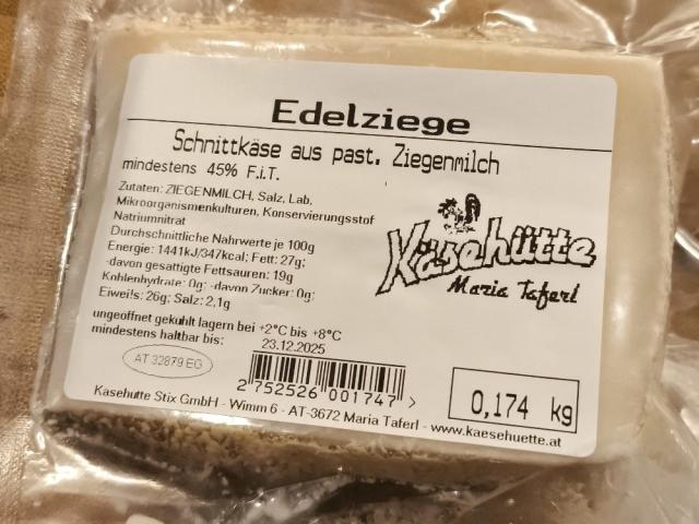 Hochgeladen von: CarMa7 Hochgeladen von: CarMa7