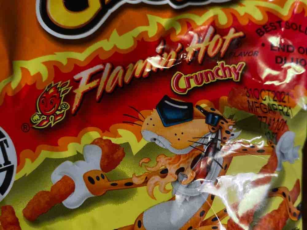 Cheetos Flamin Hot Crunchy von CelineChani | Hochgeladen von: CelineChani