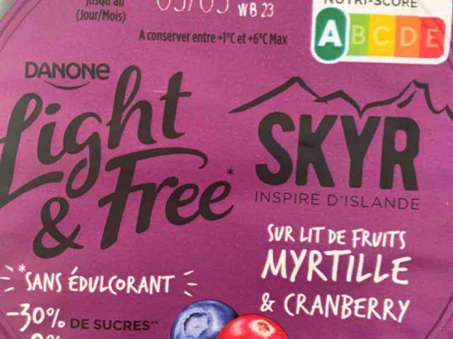 skyr cranberry Blaubeere, 30% weniger Zucker von Kyraloeh | Hochgeladen von: Kyraloeh