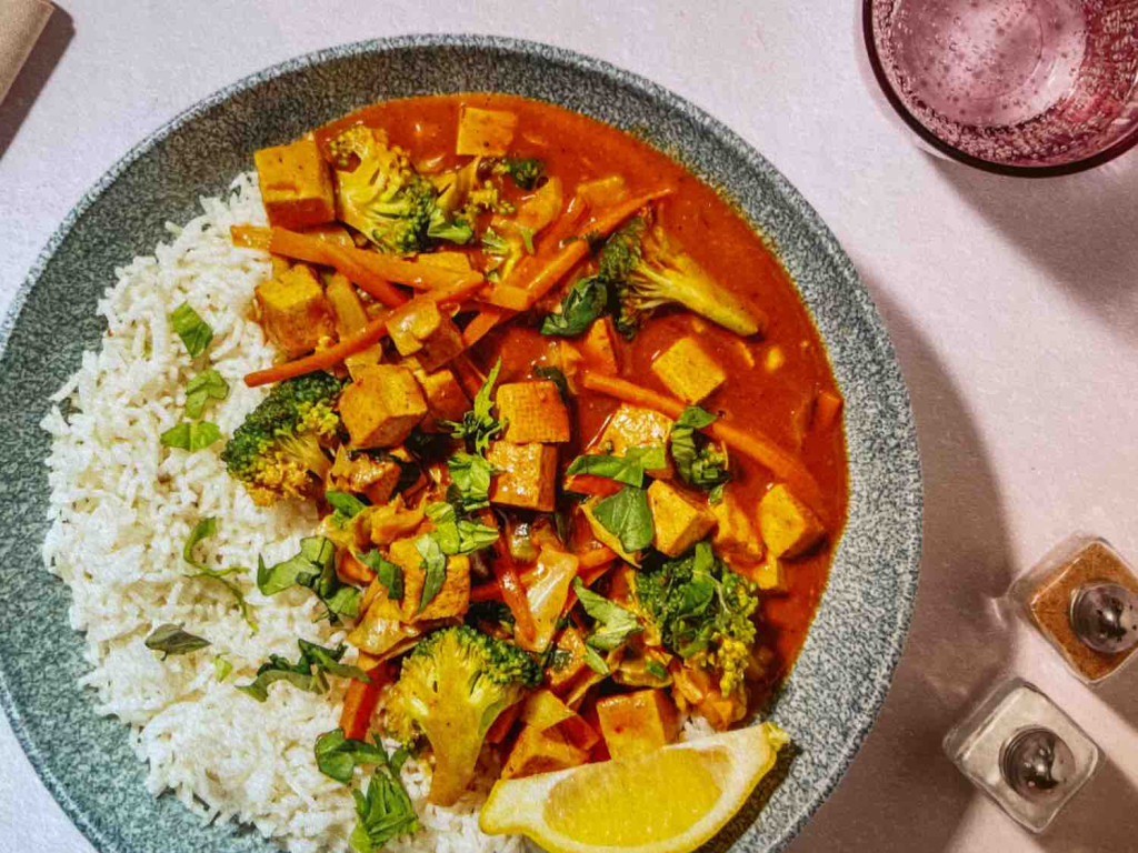 Thai Erdnuss-Curry mit krossem Chili-Tofu von fhestee | Hochgeladen von: fhestee