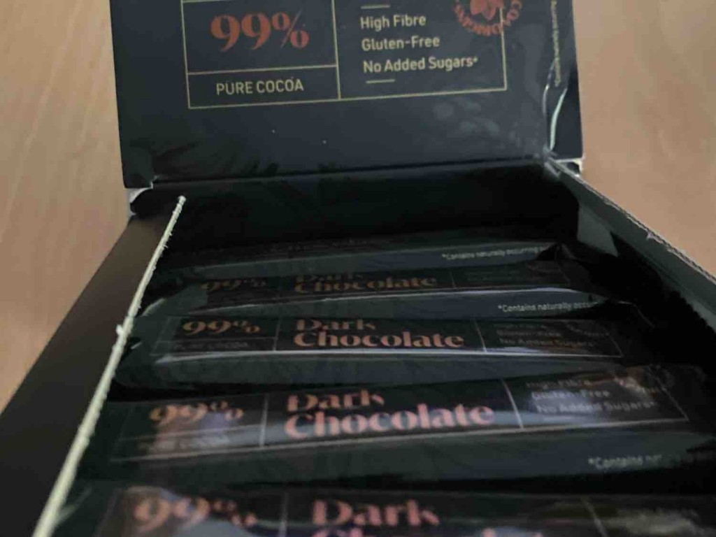 Dark Chocolate, 99% Pure Cocoa von ChaoticHero | Hochgeladen von: ChaoticHero