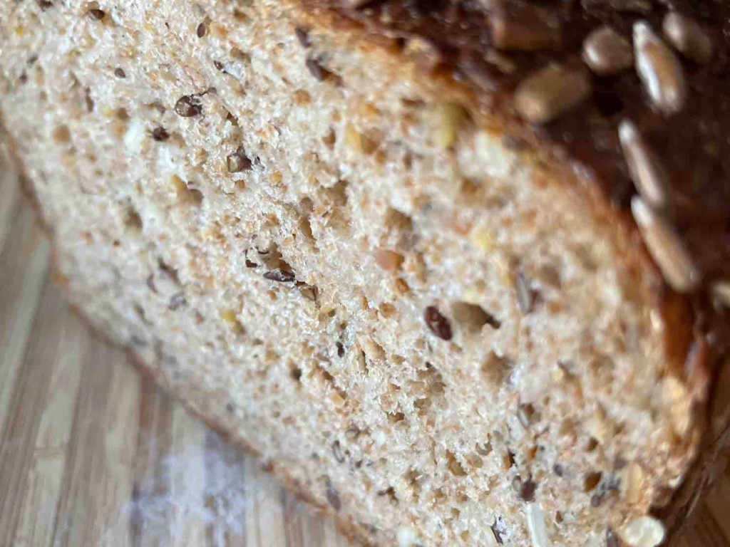 Hausbrot Bäckerei Schneider, Brot von karlkugel | Hochgeladen von: karlkugel