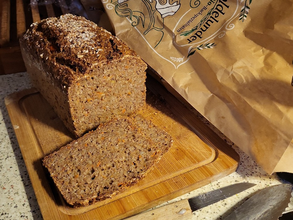 Hochgeladen von: jingratz