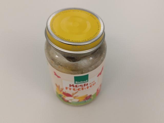 Hochgeladen von: ekiara Hochgeladen von: ekiara