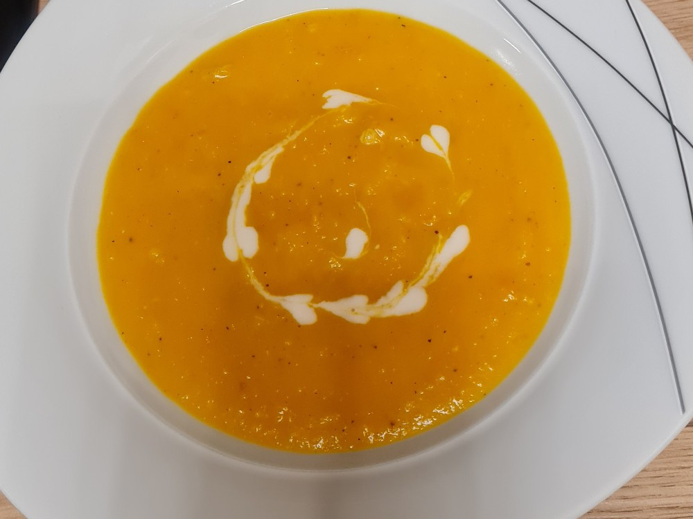 Hochgeladen von: sinemg98