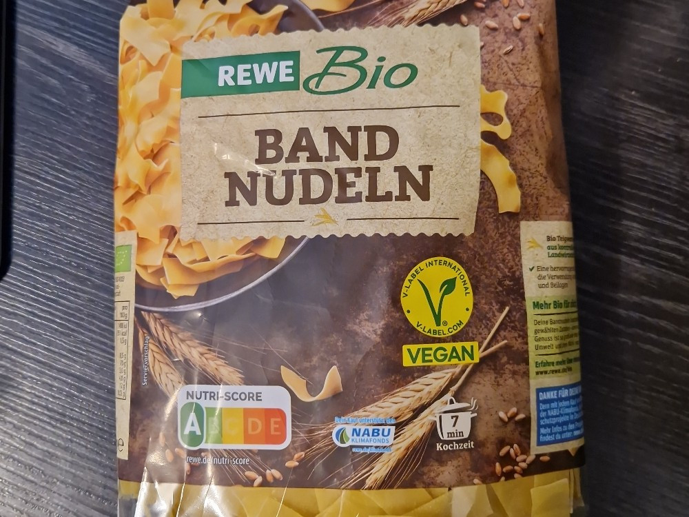 Hochgeladen von: Paxii106