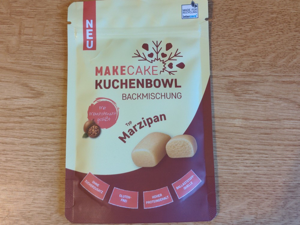 Hochgeladen von: Gia