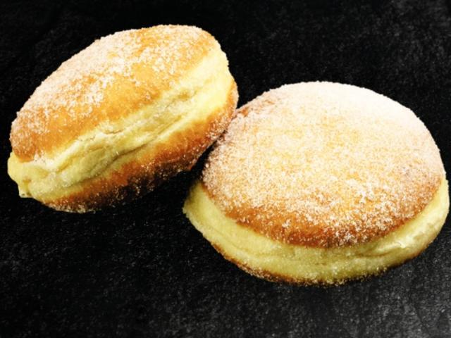 Hochgeladen von: TBA