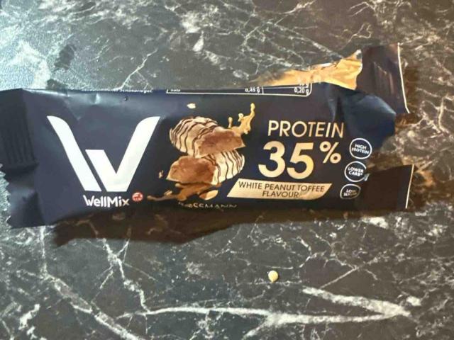 WellMix Protein Bar, White Peanut Toffee Flavour by Christo1902 | Uploaded by: Christo1902