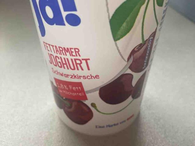 Joghurt Schwarzkirsche, fettarm (1,8%) by PoppN11 | Uploaded by: PoppN11