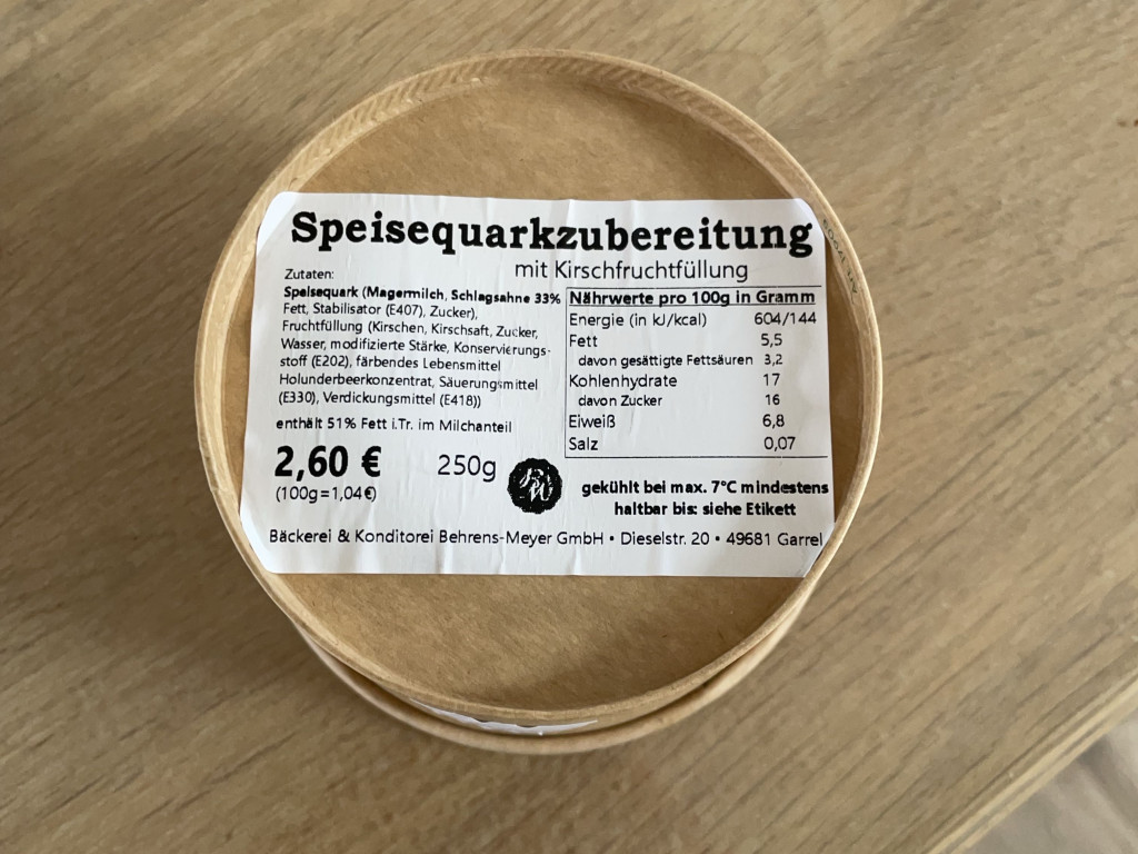 Hochgeladen von: leahloeper