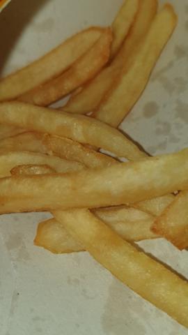 Mc Donalds Pommes Frites (klein) von Emanuela361 | Hochgeladen von: Emanuela361