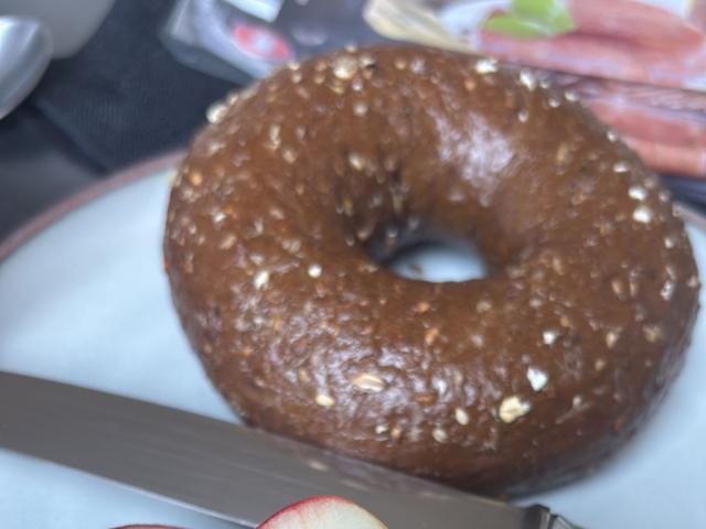 Hochgeladen von: samujosh