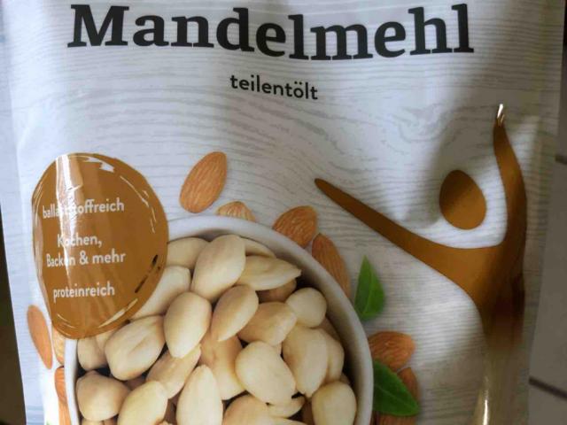 Mandelmehl, teilentölt by Hannedo | Uploaded by: Hannedo