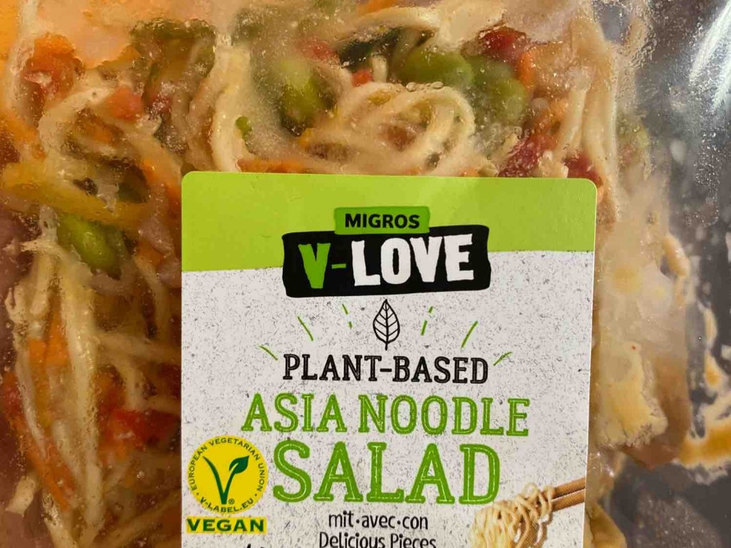 V-Love Plant-Based Asia noodle salad von Keen90 | Hochgeladen von: Keen90