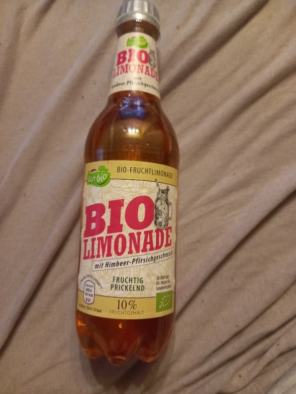 Bio Limonade, (mit Himbeer-Pfirsichgeschmack) von Melissa9921 | Hochgeladen von: Melissa9921