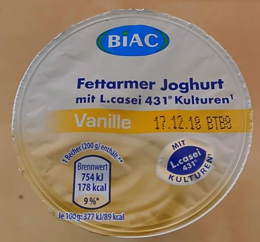 Fettarmer Joghurt, Vanille mit L.casei | Hochgeladen von: GoodSoul
