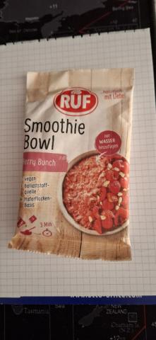 Smoothie Bowl, mit Beeren von buecherbine | Hochgeladen von: buecherbine